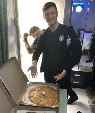 火焰征程公告解析：如何应对刷分玩家